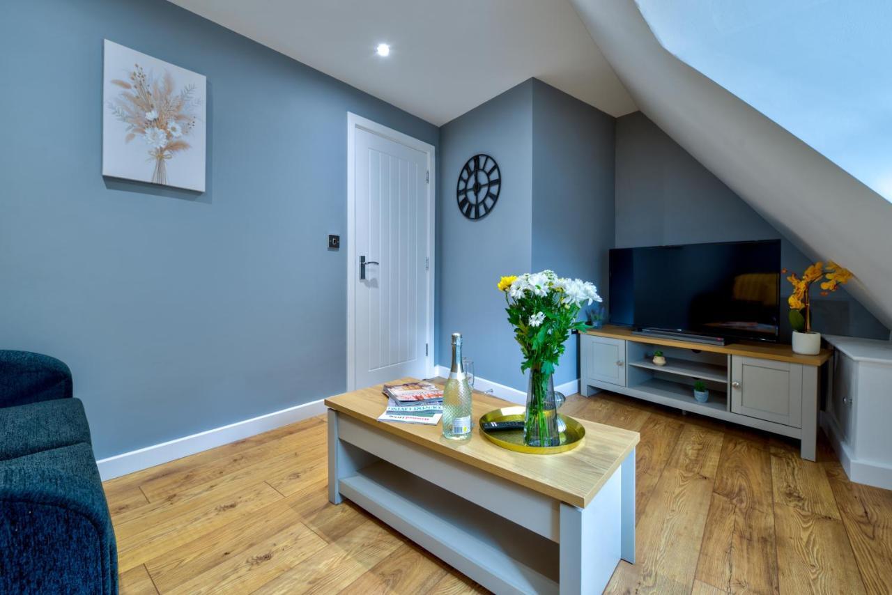Stamford Central Stay - Stylish 2-Bed Apartment With Wifi Dış mekan fotoğraf