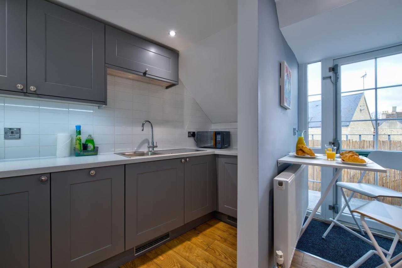Stamford Central Stay - Stylish 2-Bed Apartment With Wifi Dış mekan fotoğraf