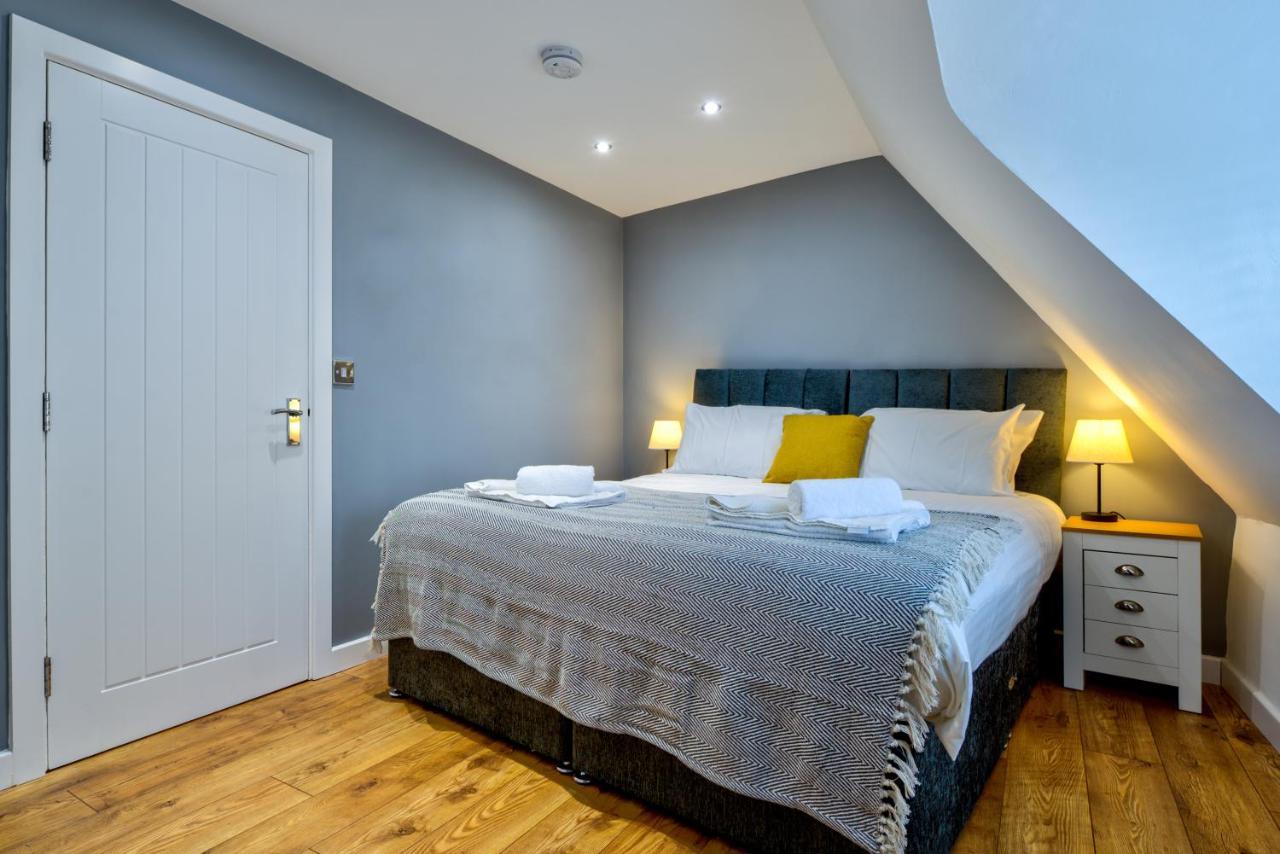 Stamford Central Stay - Stylish 2-Bed Apartment With Wifi Dış mekan fotoğraf